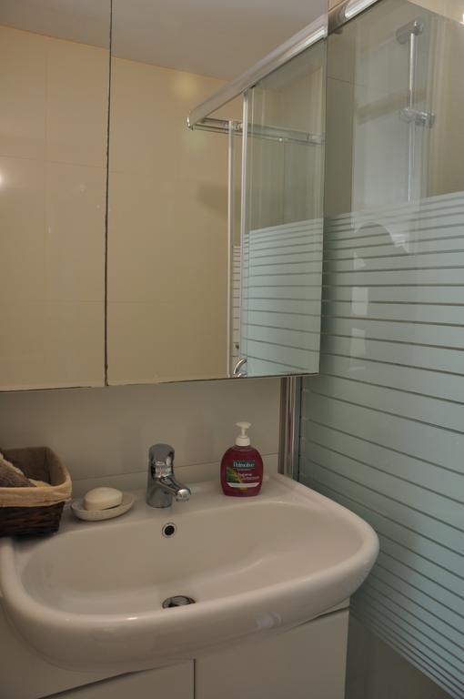 Cosy Studio With Garden / Individual Apartment เอเธนส์ ภายนอก รูปภาพ