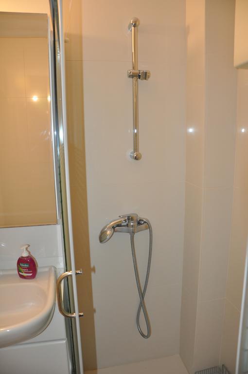 Cosy Studio With Garden / Individual Apartment เอเธนส์ ภายนอก รูปภาพ